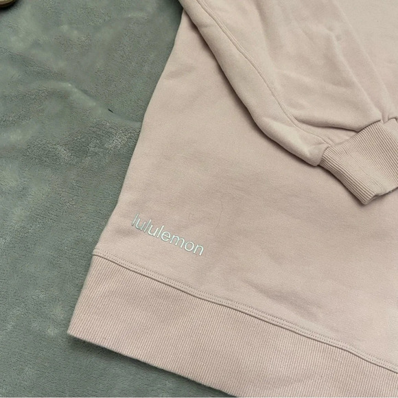Lululemon Perfectly Oversized Crewneck Sweatshirt Feather Pink 27112 - Picture 6 of 9